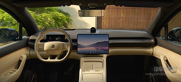 35万级高端电动SUV横评：蔚来ES6与智己LS7谁更值得买？