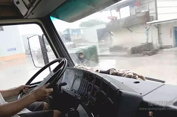 如果还能给SCANIA一次机会，他选择重返沙场