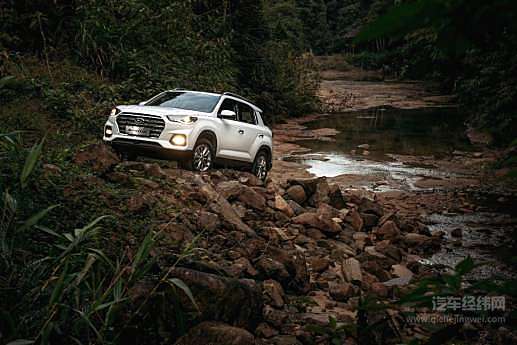 SUV市场的又一悍将 试驾北京现代新一代ix35