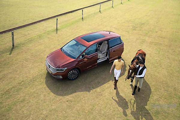 欲与别克GL8试比高 上汽大众Viloran带来全新德系豪华体验