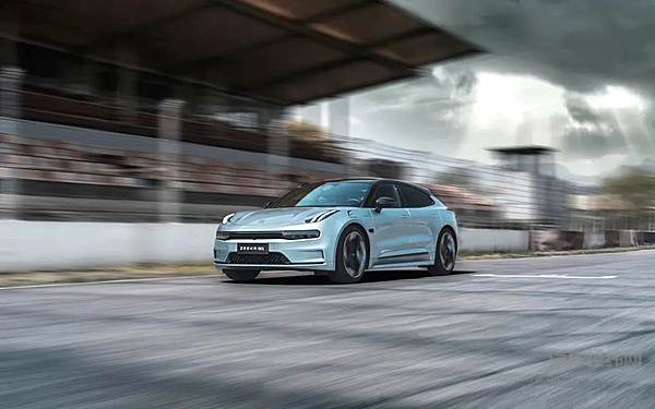 加装高通8155芯片 极氪001能否胜过蔚来ET5？