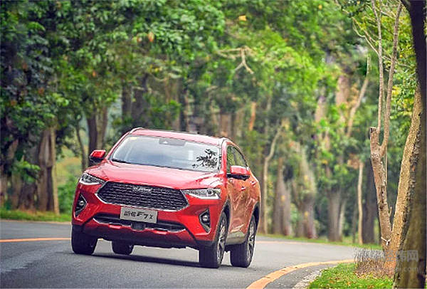 溜背大屏小鸭尾 哈弗F7x看得见的年轻态！