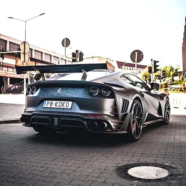 法拉利812MANSORY高级定制方案