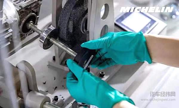 电动化革新“战火”燃至轮胎行业 米其林面向中国市场推出高端电动汽车专用轮胎