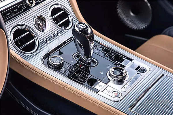 一次超满足的伟大旅行——首试宾利欧陆GT