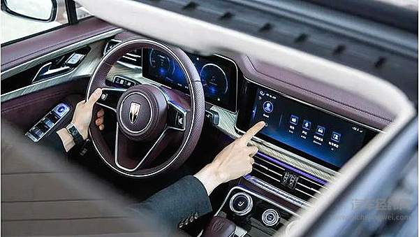 佛吉亚“屏”实力再上新阶 遇“见”未来！