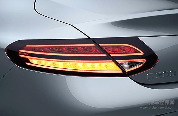 40万元以内豪华中级车二选一 奥迪A4L和奔驰C级谁更惊艳？