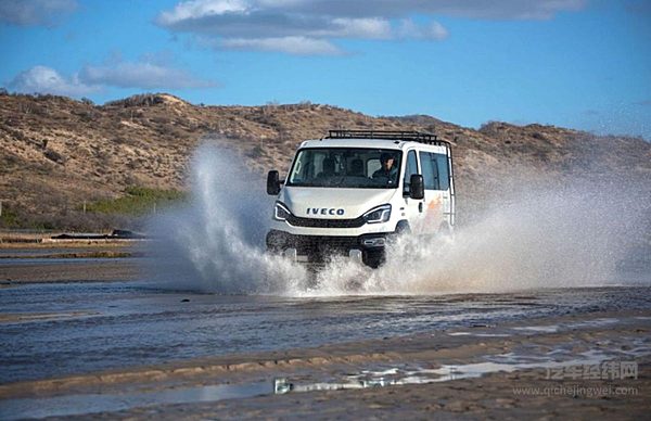 从荒漠到雪域 看依维柯欧霸·山海、欧霸·雷霆如何征服