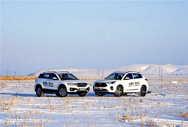 冰雪上玩F1 拖拽45吨重卡 这不是新哈弗H6 Coupe的极限
