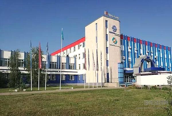 哈萨克斯坦总统纳扎尔巴耶夫视察库斯塔奈江淮汽车项目进度