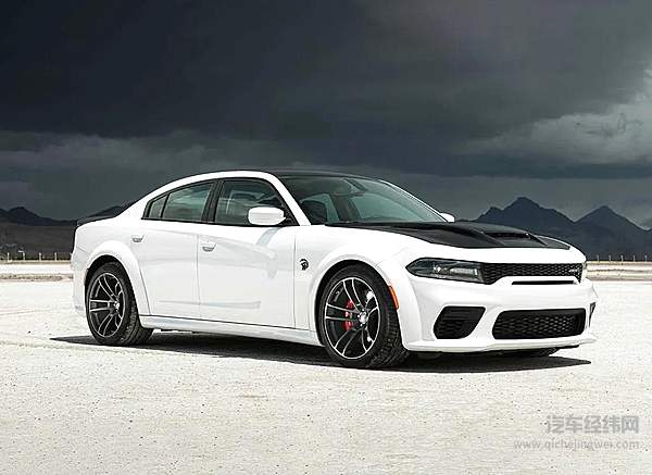 奔驰 不需要讲武德！