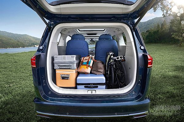 鸿蒙4.0系统上车的瑞风RF8前景如何？