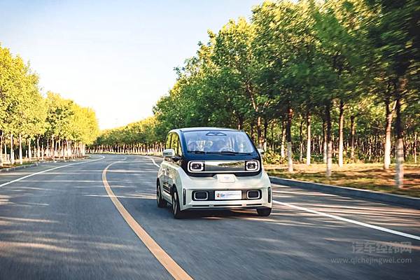 KiWi EV 正在参加2022年世界智能驾驶挑战赛