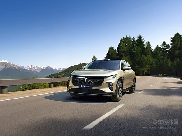 智能化旗鼓相当 阿维塔07能否挑战岚图知音？