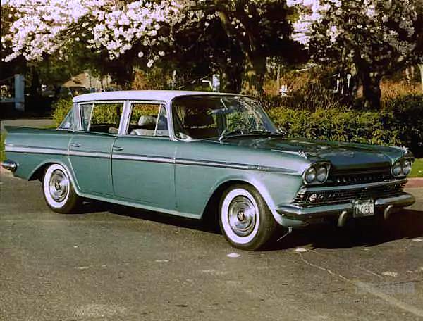 为什么车厂给颜色起了一千个名字 也出不了一个暗夜绿