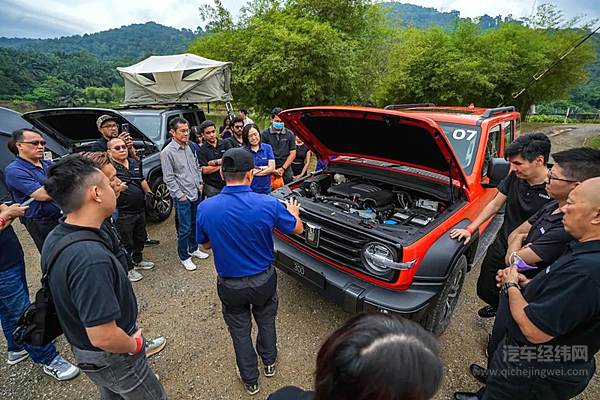 越野实力惊艳大马用户长城汽车坦克300马来西亚上市