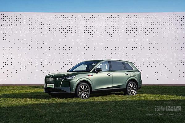 长春航空展与歼-35A并肩 全新一代大五座旗舰SUV红旗HS6PHEV超燃首秀