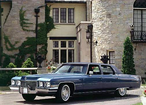 巅峰时期的美国豪华轿车个头有多大 盘点三款“美式豪华大船”