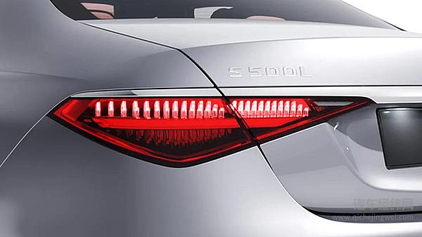 百万级豪车对决 新款奥迪A8与奔驰S级谁更强