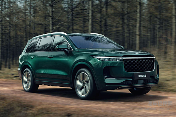 增程式新能源SUV对决 问界M7和岚图FREE谁能挑战理想ONE？