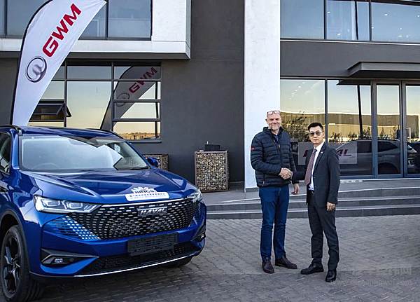 哈弗H6 HEV车型为峰会媒体提供便捷出行体验