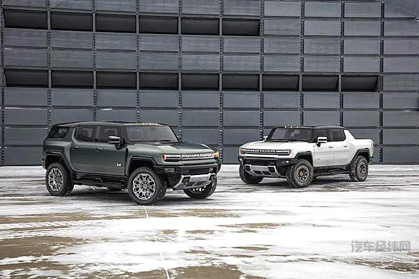 悍马纯电SUV（左）和皮卡（右）
