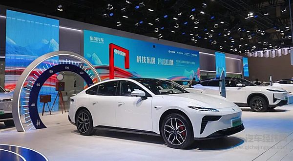 深耕西南！东风三大自主新能源品牌登陆重庆车展