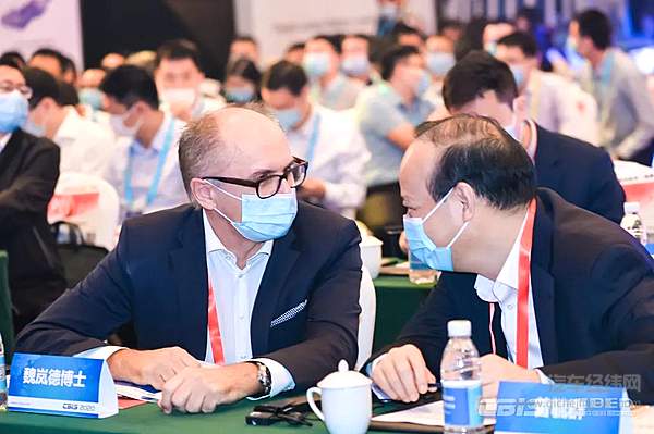 宁德时代宣布 永不起火的811电池年底上车