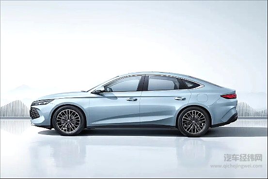 面对爆款秦L DM-i 荣威D7 DMH有几成胜算？