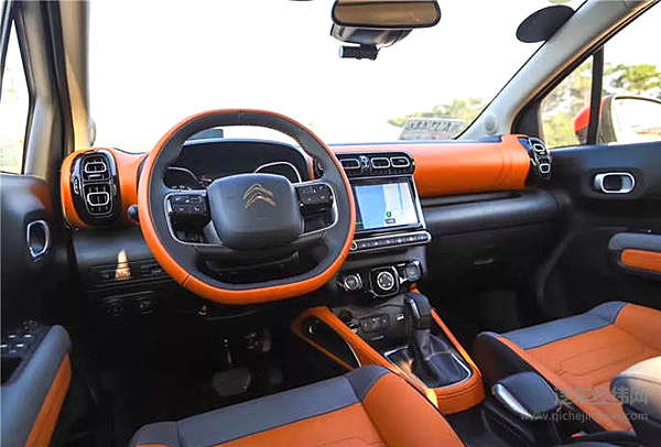 法国有中餐厅的美食 中国有雪铁龙云逸的法系“呆萌”！