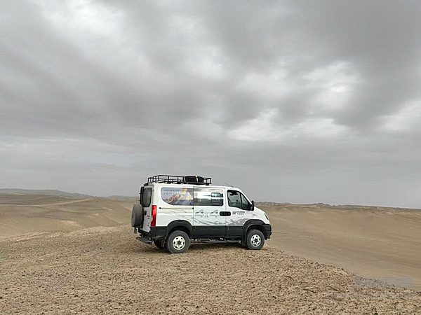 全时四驱+三把锁 让欧霸·山海在戈壁滩上跳探戈