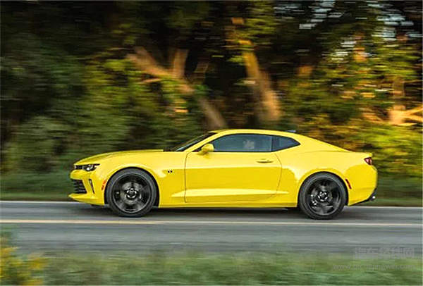 雪佛兰科迈罗的美式硬汉风 不秀肌肉秀强心脏