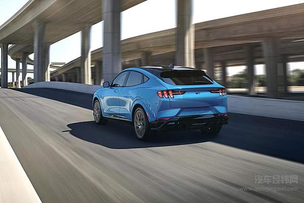 一匹电动马 福特Mach-E能抢在Model-Y前面吗？