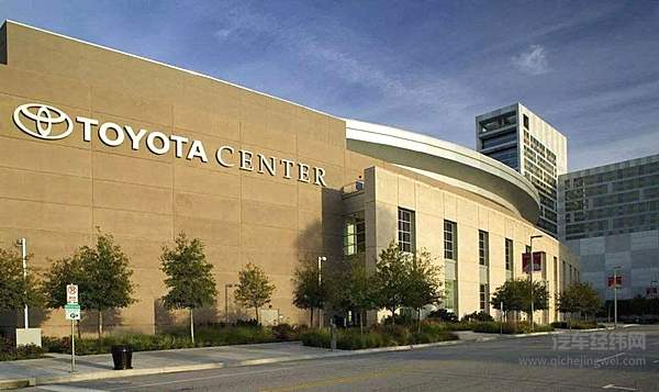 丰田拟在2025年前量产固态电池 使用30年可保持90%性能