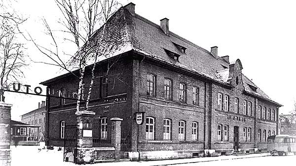 13个本命年的故事 巨头如何度过中年危机？