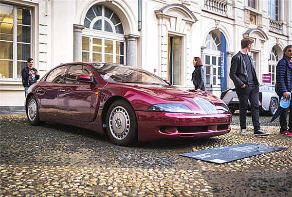 亲临2018都灵车展，在城堡与公园中跟意大利车迷疯狂一把