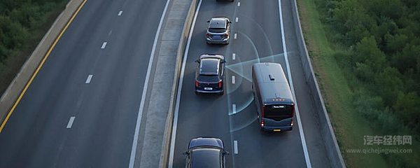 广汽昊铂HL正式开启预售 27.98万陆地游艇开回家