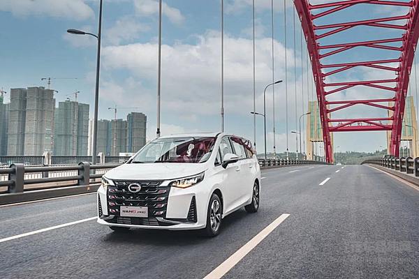 上新！传祺M6 PRO 6AT版正式出道