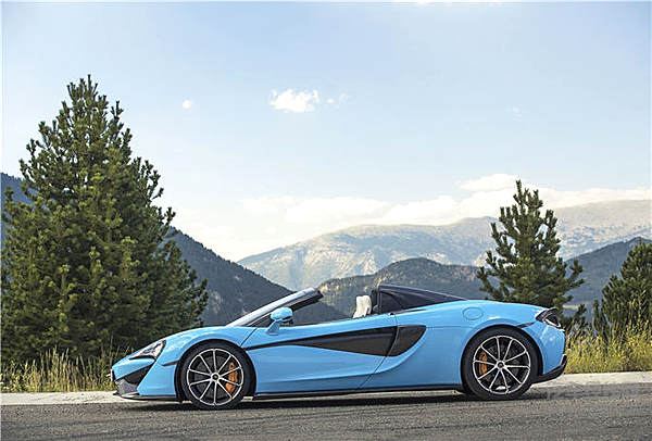 优雅绅士or超能战士 迈凯伦570S Spider 330万预售