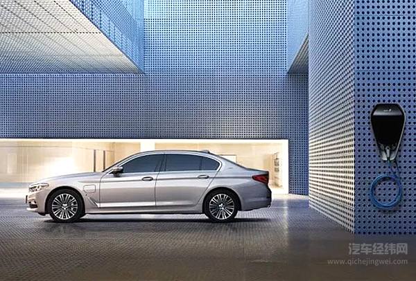 2025年新能源车销售占比15%－25%，宝马布局全产业链撬动万亿级市场