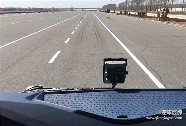 各路巨头争相押注“无人驾驶”，一汽解放打响“联盟战”