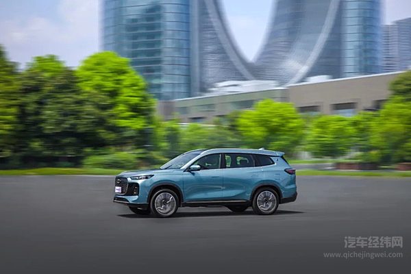 冠军之上 再进阶！全新瑞虎8PLUS正式上市 10.99万元起