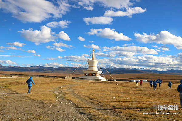 重汽品质鉴证之旅：西藏已不远 在游山玩水中看“大国重器”之风貌