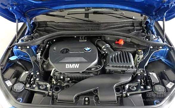 宝马三缸车