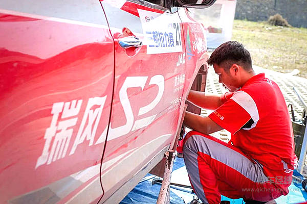 展现自主品牌雄风 江淮军团顺利问鼎CRC冠军