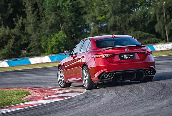 记录收割器，阿尔法·罗密欧