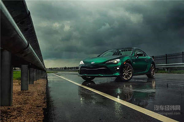 19.77万起！丰田86特别版官图发布