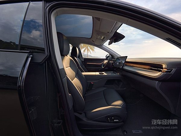 20万预算选纯电SUV 阿维塔07和小鹏G6谁更懂用户？