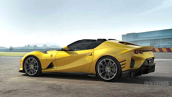 法拉利最强公路超跑 812 Competizione首发亮相
