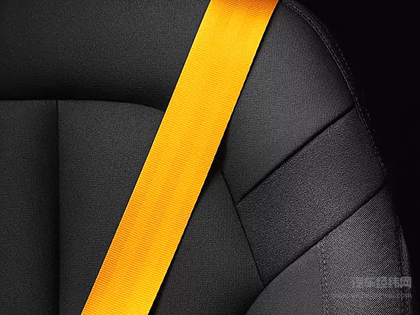 Polestar 2全球首发，Model 3的新竞品